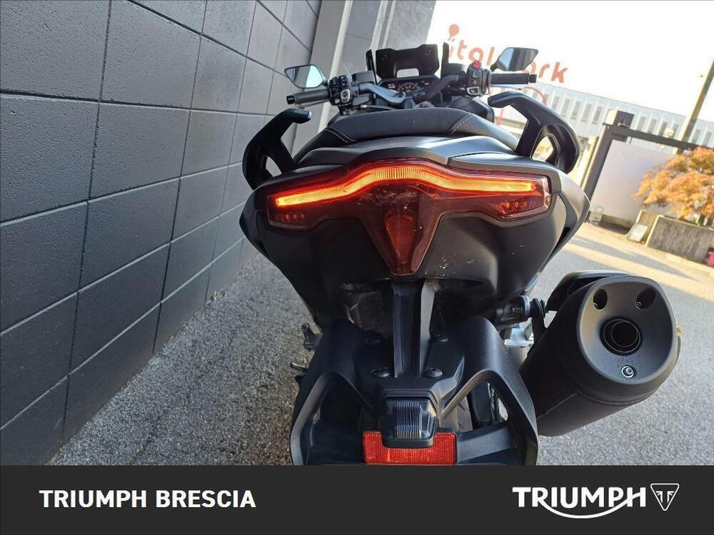 Yamaha T-Max 560 Tech Max (2022 - 24) (4)