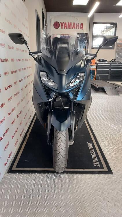 Yamaha T-Max 560 Tech Max (2022 - 24) (2)