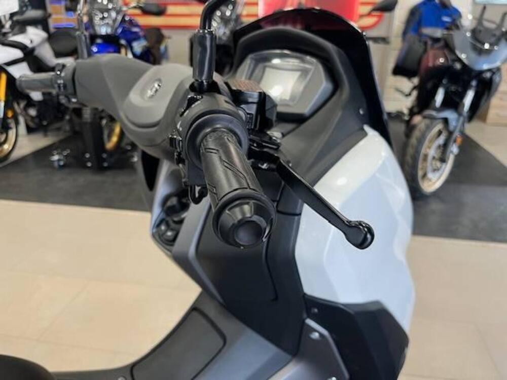 Yamaha N-Max 125 (2021 - 24) (2)