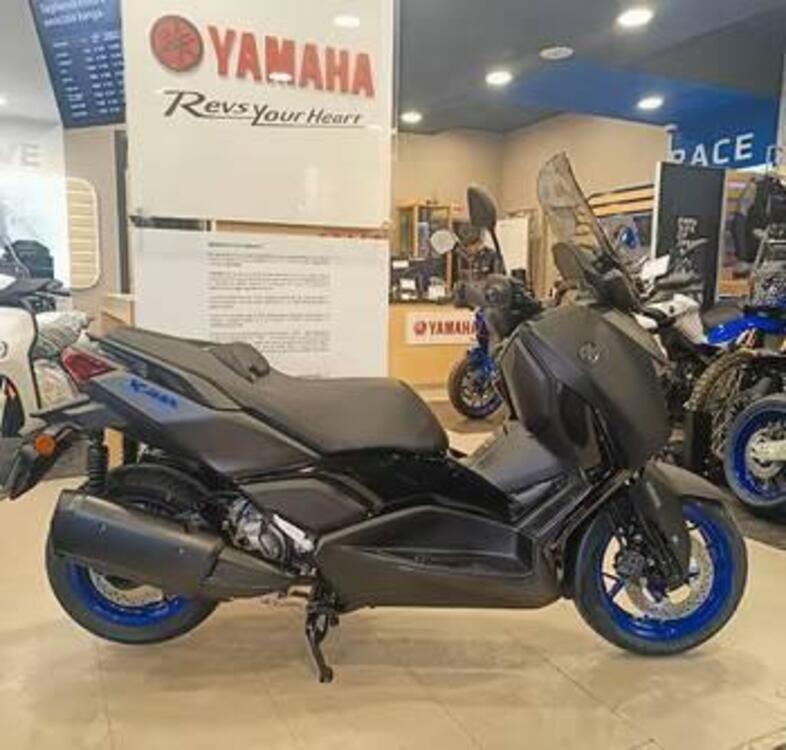 Yamaha X-Max 300 (2021 - 24) (2)