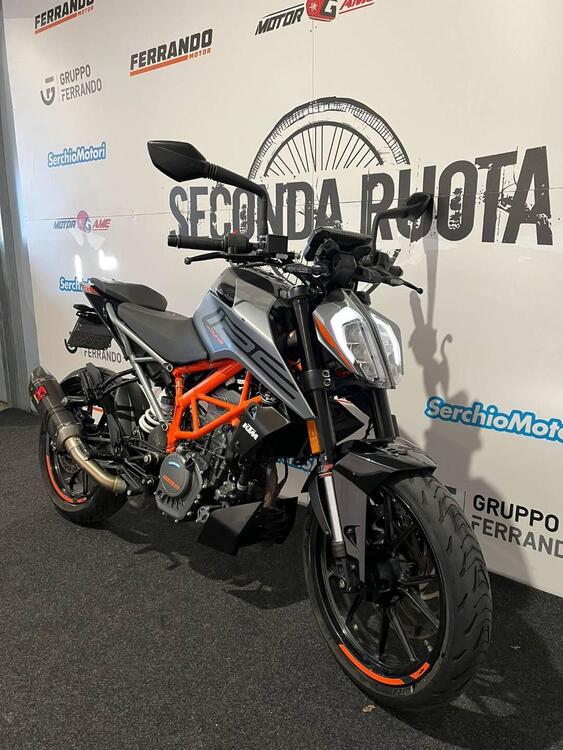 KTM 125 Duke (2021 - 23) (2)