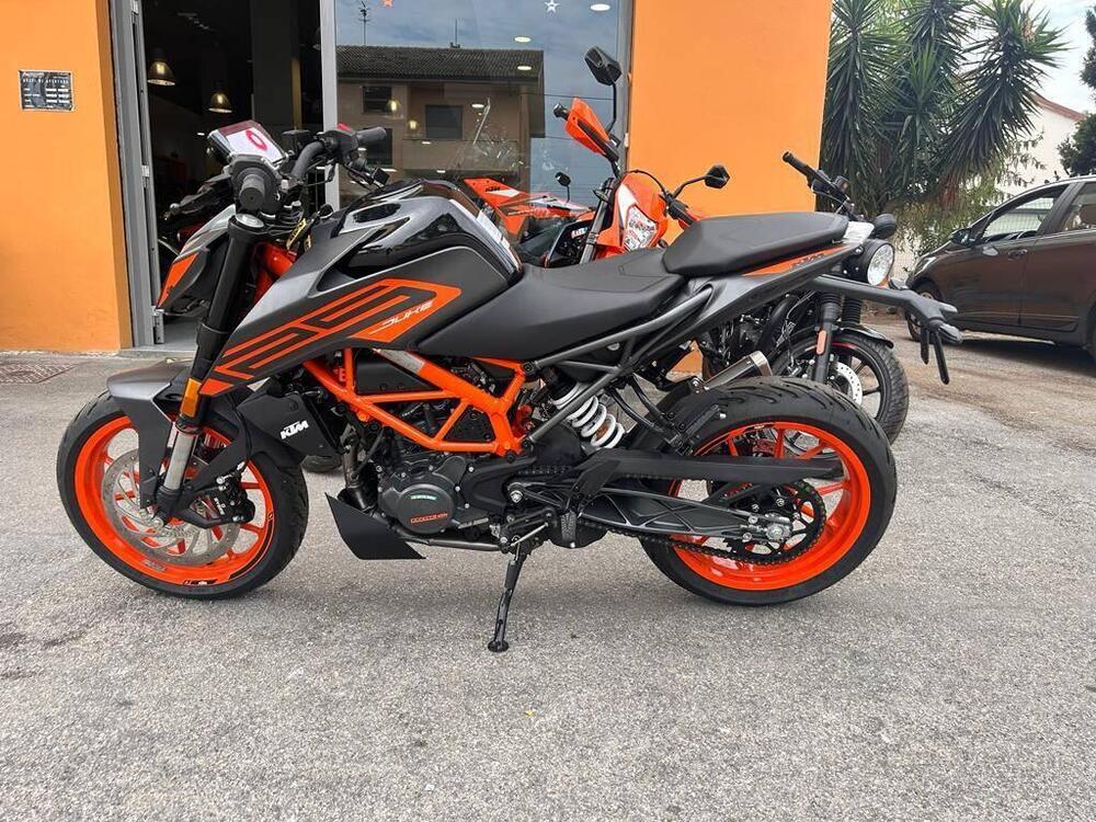 KTM 125 Duke (2021 - 23) (3)