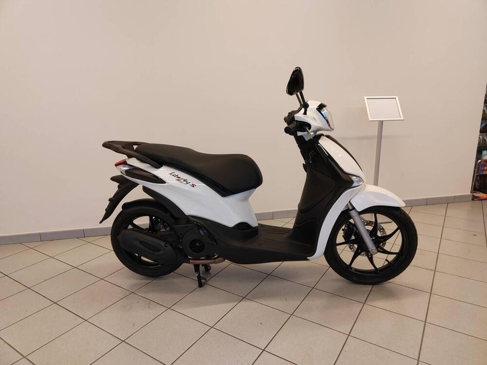 Piaggio Liberty 125 3V S ABS (2021 - 24) (4)