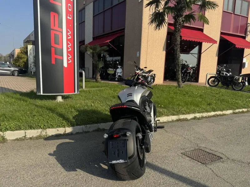 Benda Motorcycles LFC 700 (2024 - 26) (11)