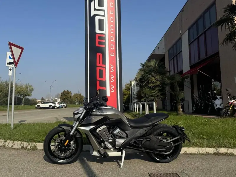 Benda Motorcycles LFC 700 (2024 - 26) (3)