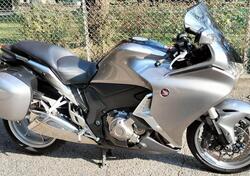 Honda VFR 1200 F DCT ABS (2010 - 16) usata