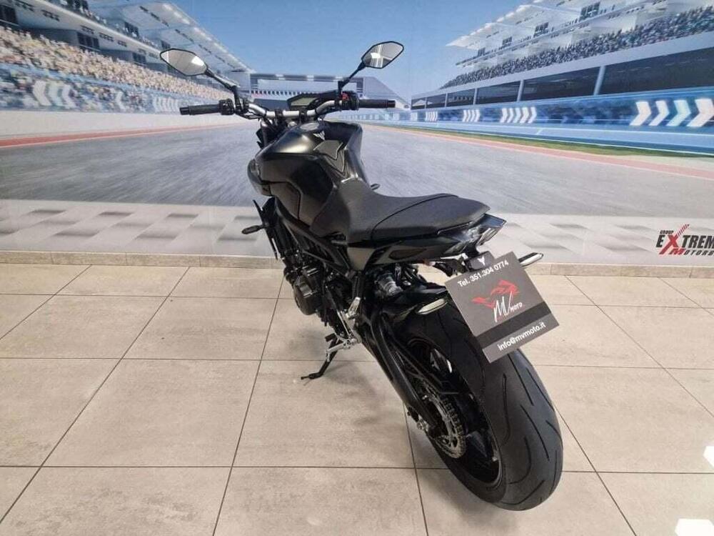 Yamaha MT-09 (2017 - 20) (5)