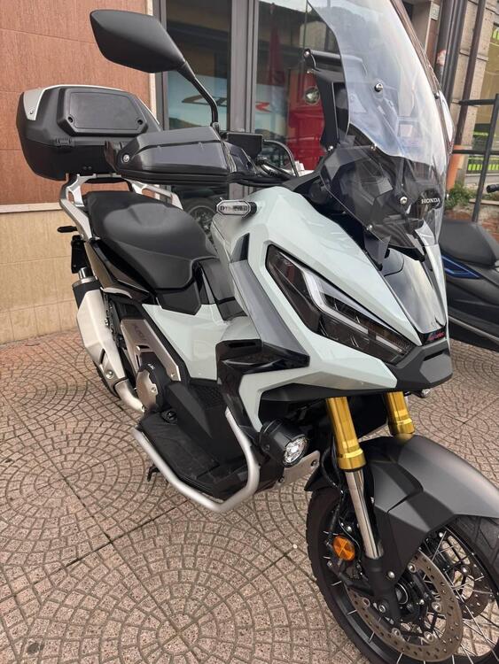 Honda X-ADV 750 DCT Adventure (2021 - 24) (2)