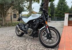 Husqvarna Vitpilen 401 (2021 - 23) usata