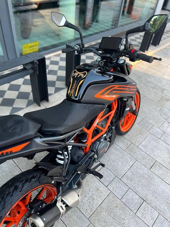 KTM 125 Duke (2021 - 23) (3)