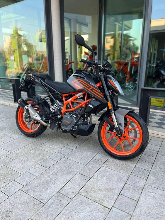 KTM 125 Duke (2021 - 23)