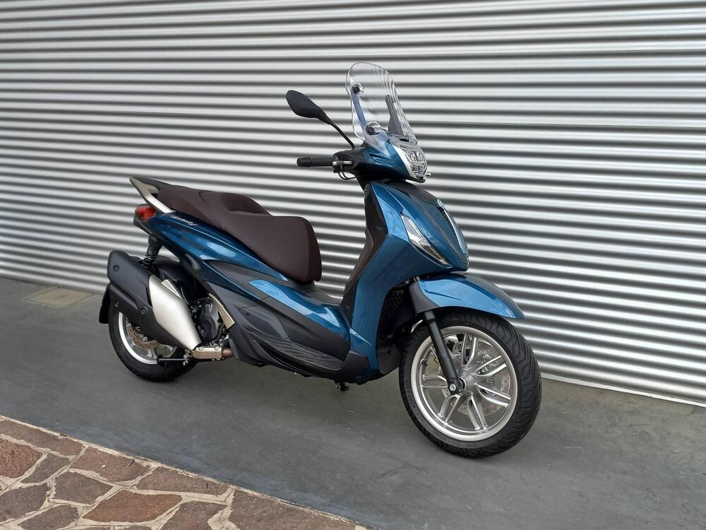 Piaggio Beverly 400 ABS-ASR (2021 - 24) (2)