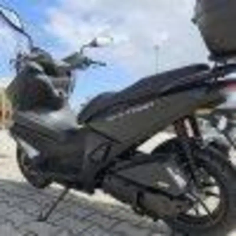 Kymco Skytown 125i (2024 - 26) (7)