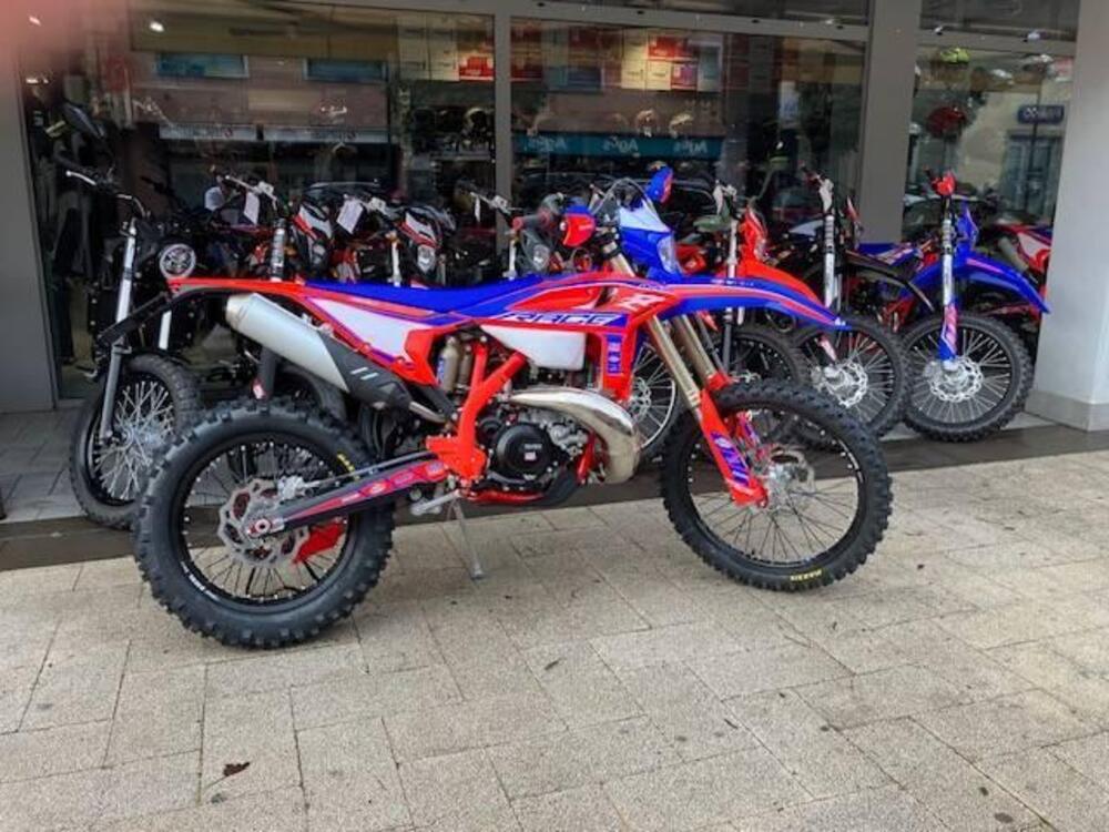 Betamotor RR 300 2T Enduro Race (2025) (3)