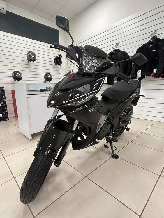 Malaguti Spectre GP125 (2023) (2)