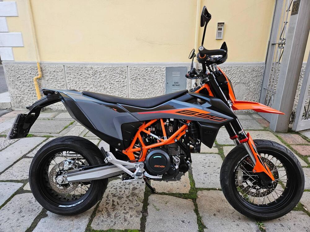 KTM 690 SMC R (2021-22)