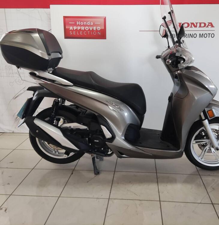 Honda SH 350 (2021 - 24) (3)