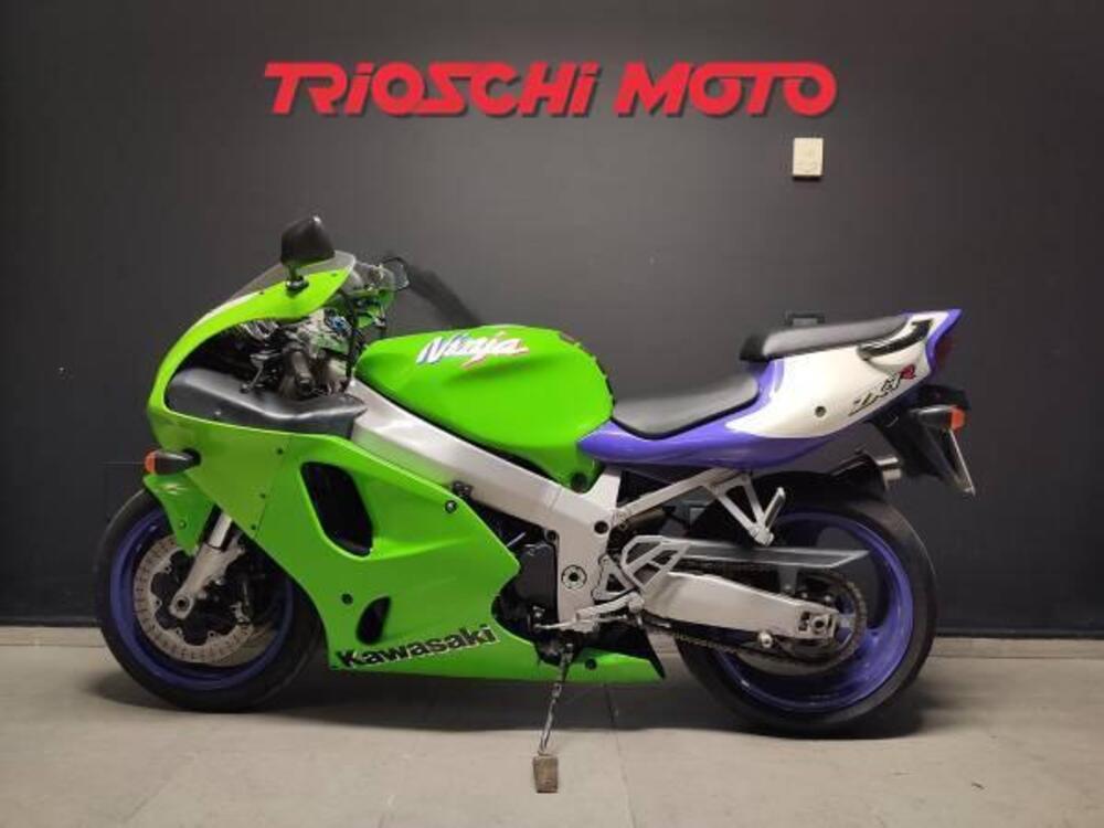 Kawasaki Ninja 750 ZX-7R (1996 - 00) (2)