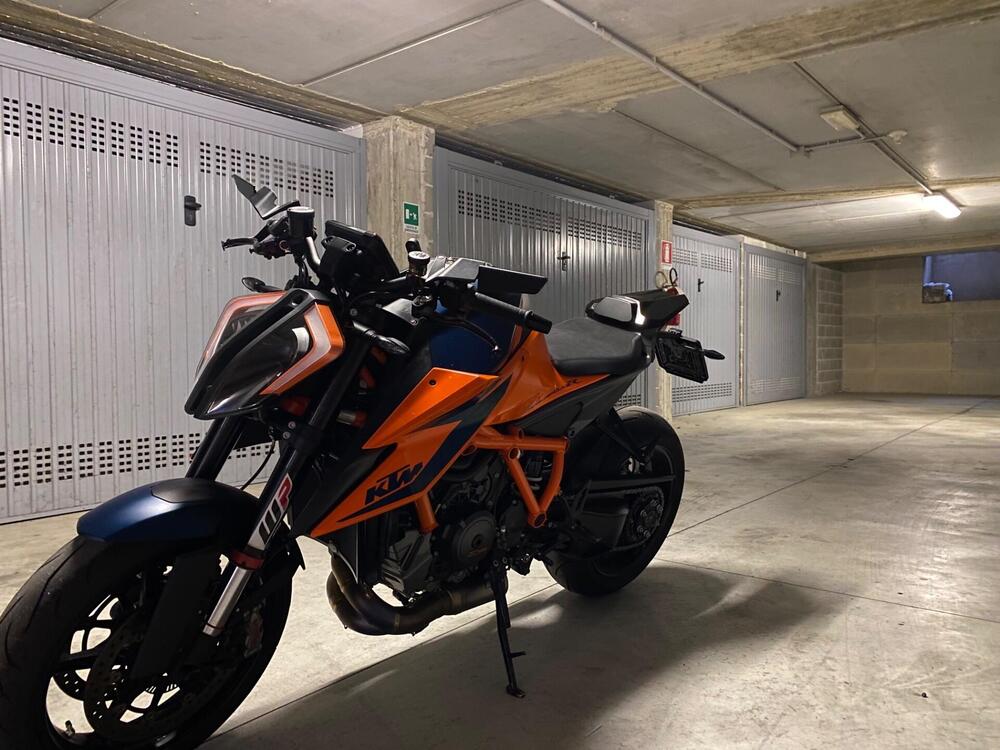 KTM 1290 Super Duke R (2021) (4)