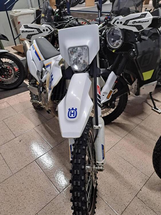 Husqvarna FE 250 Heritage (2023) (2)