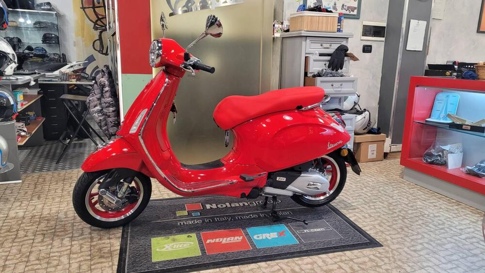 Vespa Primavera 125 RED (2021 - 24) (3)