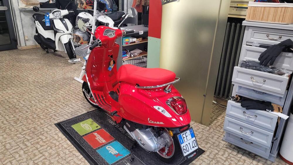 Vespa Primavera 125 RED (2021 - 24) (4)