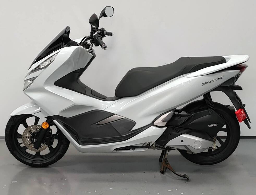 Honda PCX 125 (2017 - 18) (3)