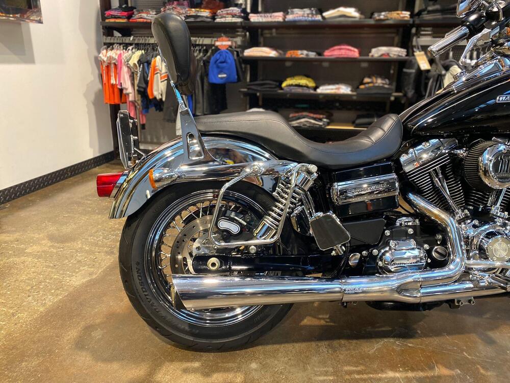 Harley-Davidson 1584 Super Glide Custom (2008 - 13) - FXDC (5)