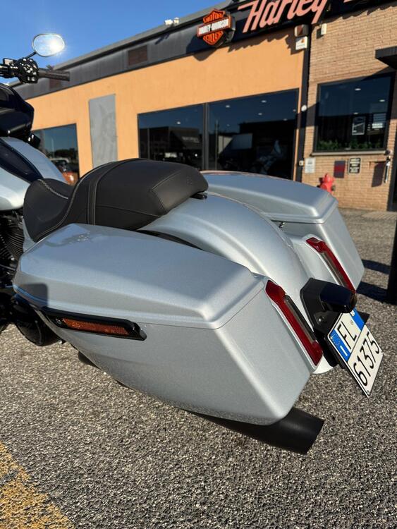 Harley-Davidson Road Glide (2024) (2)