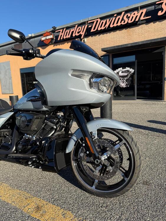 Harley-Davidson Road Glide (2024) (5)