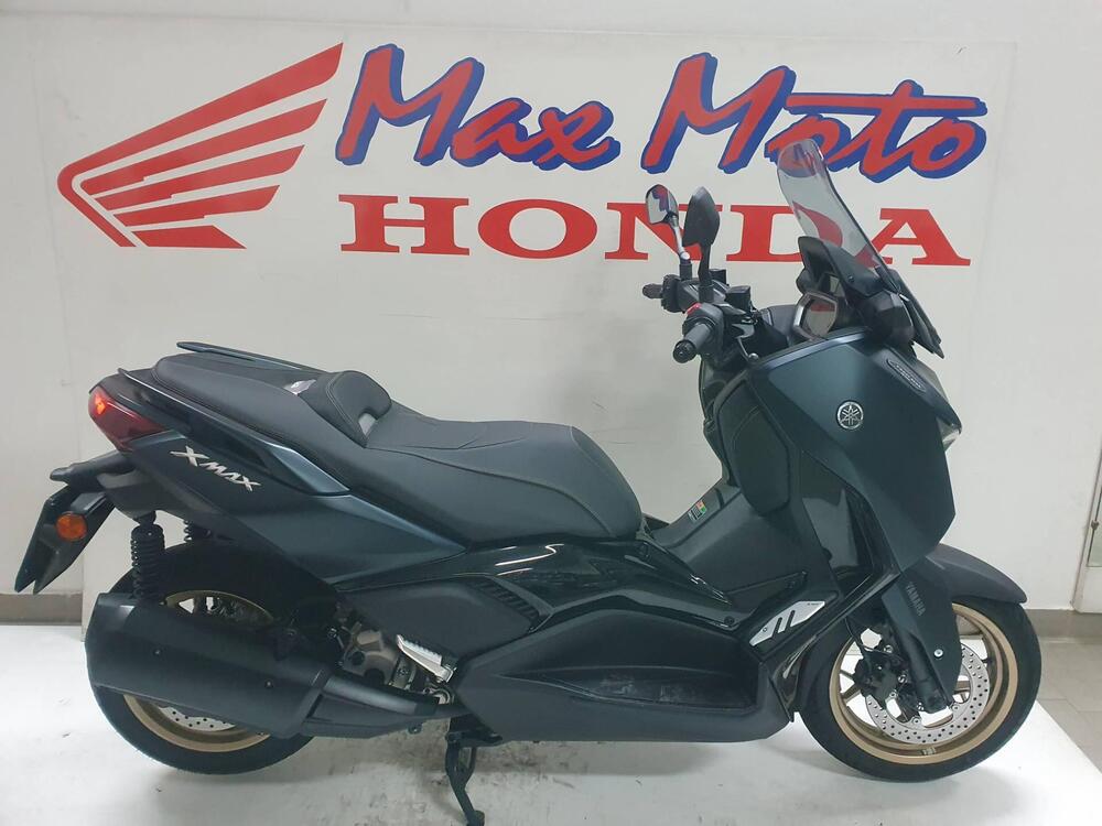 Yamaha X-Max 300 Tech Max (2021 - 24) (2)