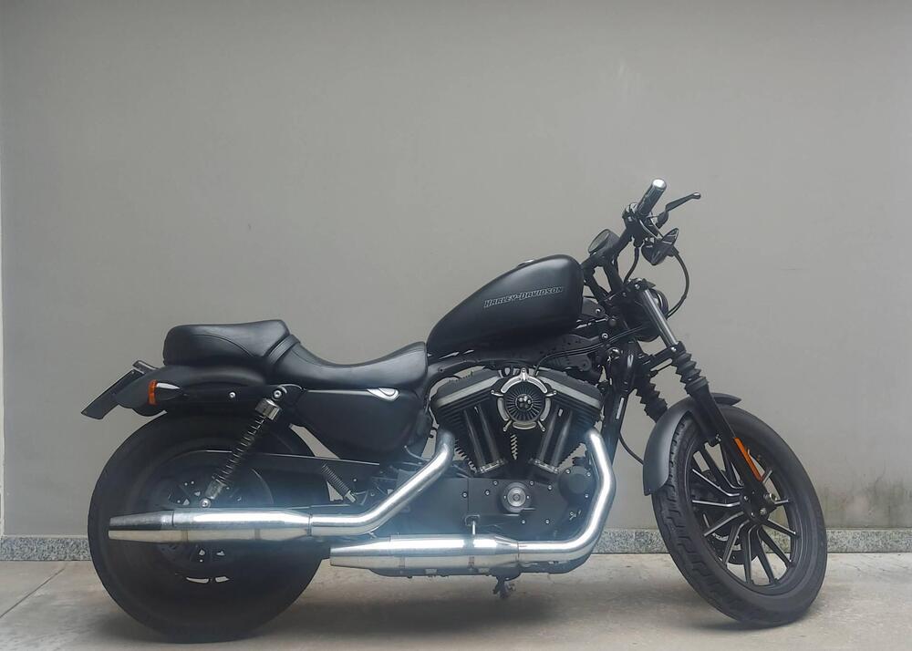 Harley-Davidson 883 Iron (2009 - 11) - XL 883N (5)