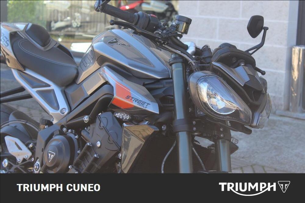 Triumph Street Triple 765 RS (2023 - 24) (3)