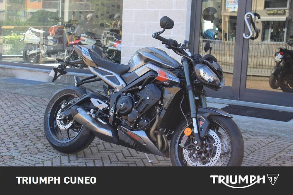 Triumph Street Triple 765 RS (2023 - 24) (2)