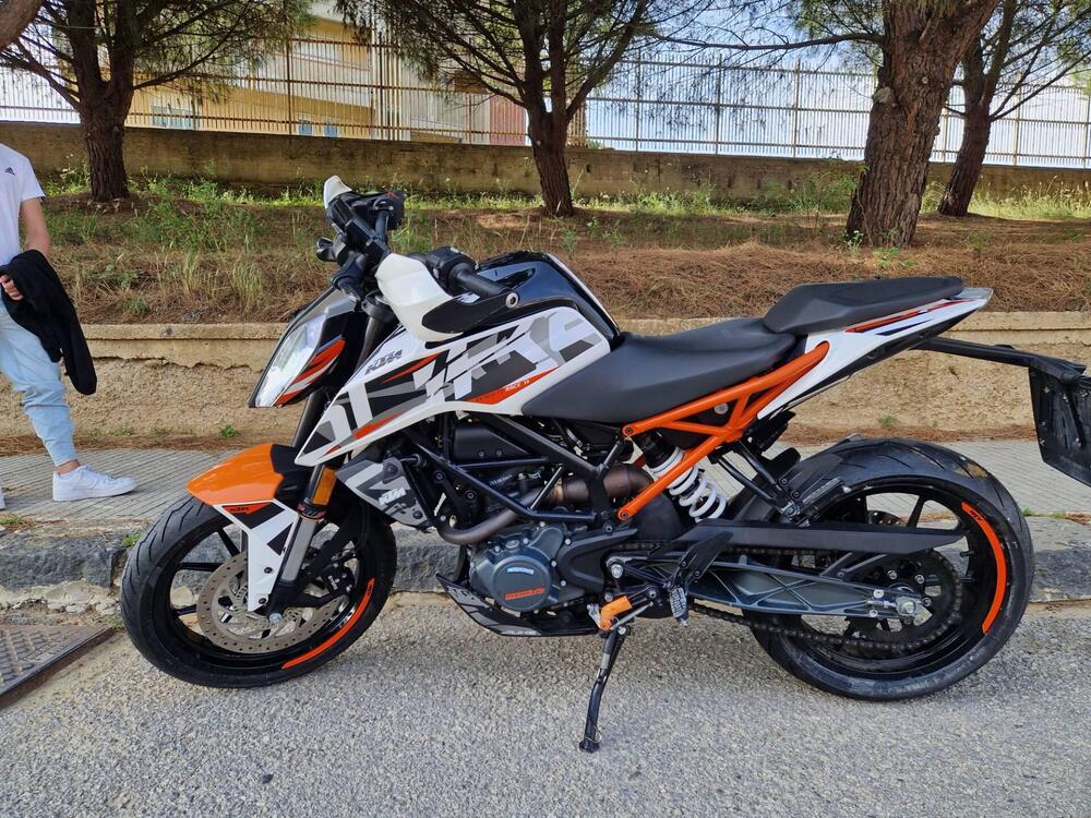 KTM 125 Duke ABS (2017 - 20) (2)