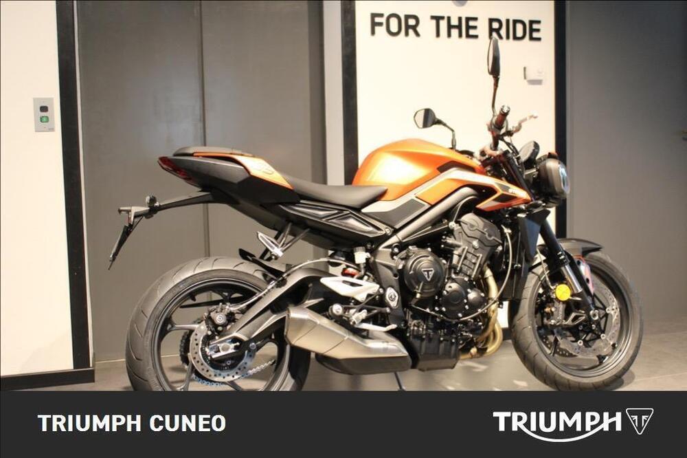 Triumph Street Triple R (2020 - 23) (3)