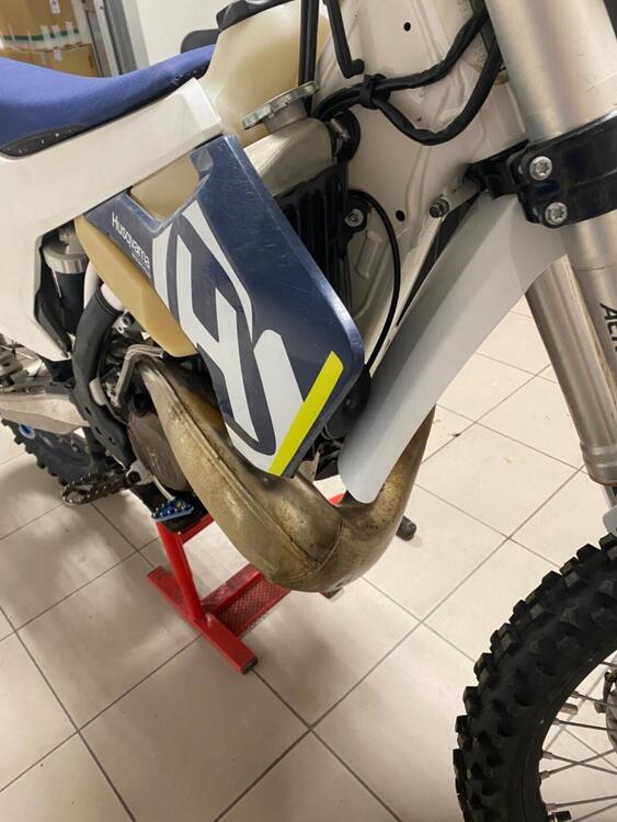 Husqvarna TE 300i (2018) (3)