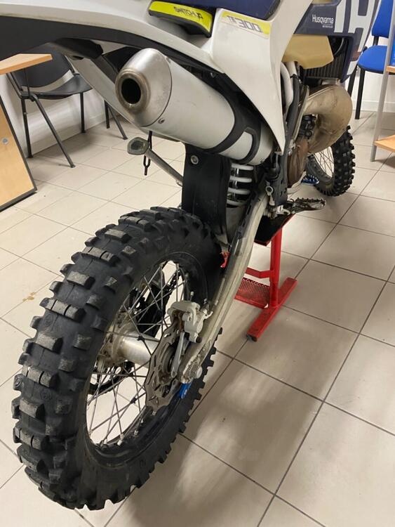 Husqvarna TE 300i (2018) (5)