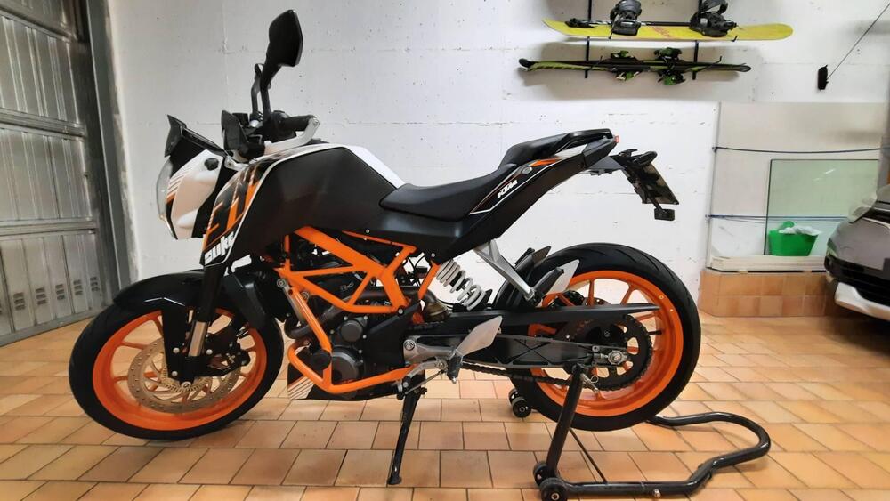 KTM 390 Duke ABS (2012 - 16) (2)