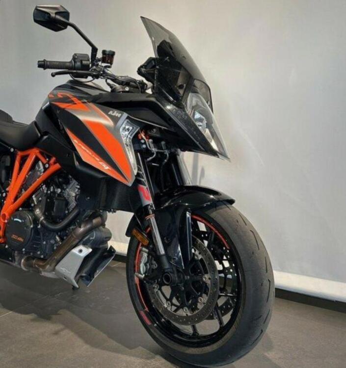 KTM 1290 Super Duke GT (2019 - 20) (2)