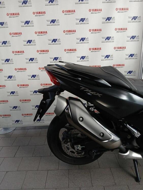 Yamaha T-Max 530 DX (2017 - 19) (4)