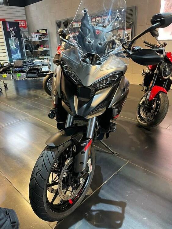 Ducati Multistrada V4 S Grand Tour (2024) (3)