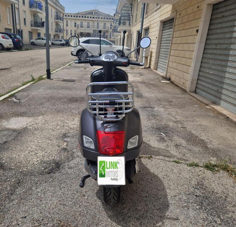 Vespa Granturismo 200 L (5)