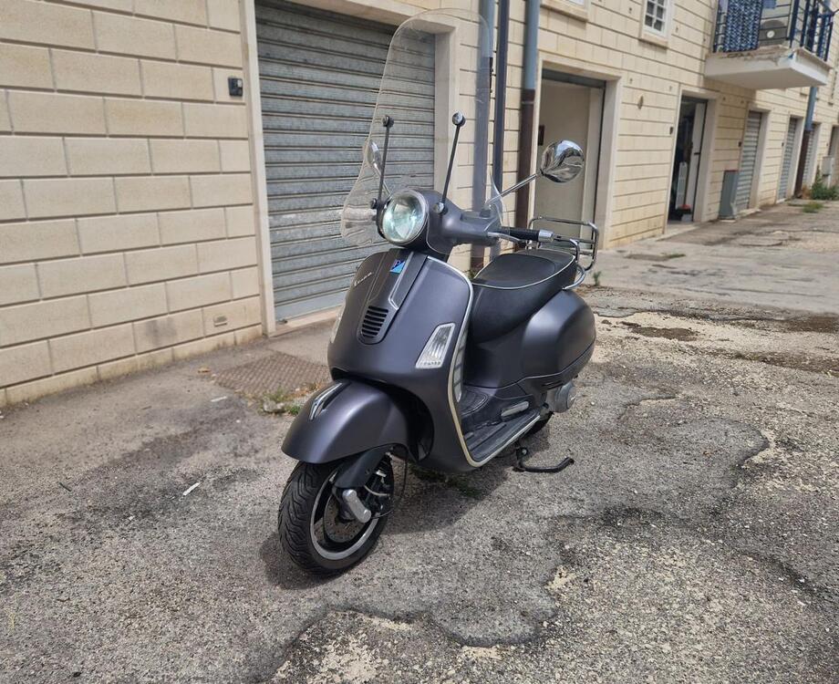 Vespa Granturismo 200 L (4)