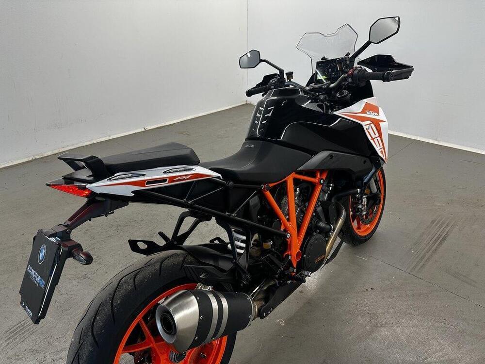 KTM 1290 Super Duke R (2020) (5)