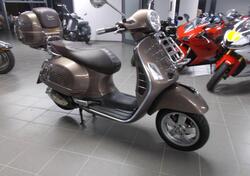 Vespa GTS 300 Touring ABS (2017 - 19) usata