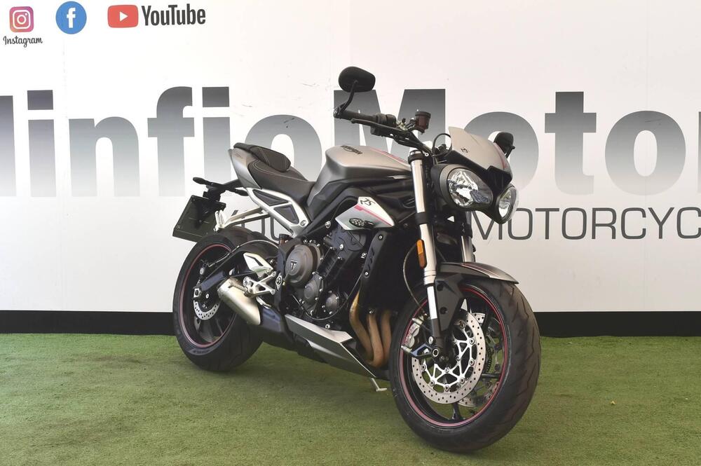 Triumph Street Triple RS (2017 - 19) (2)