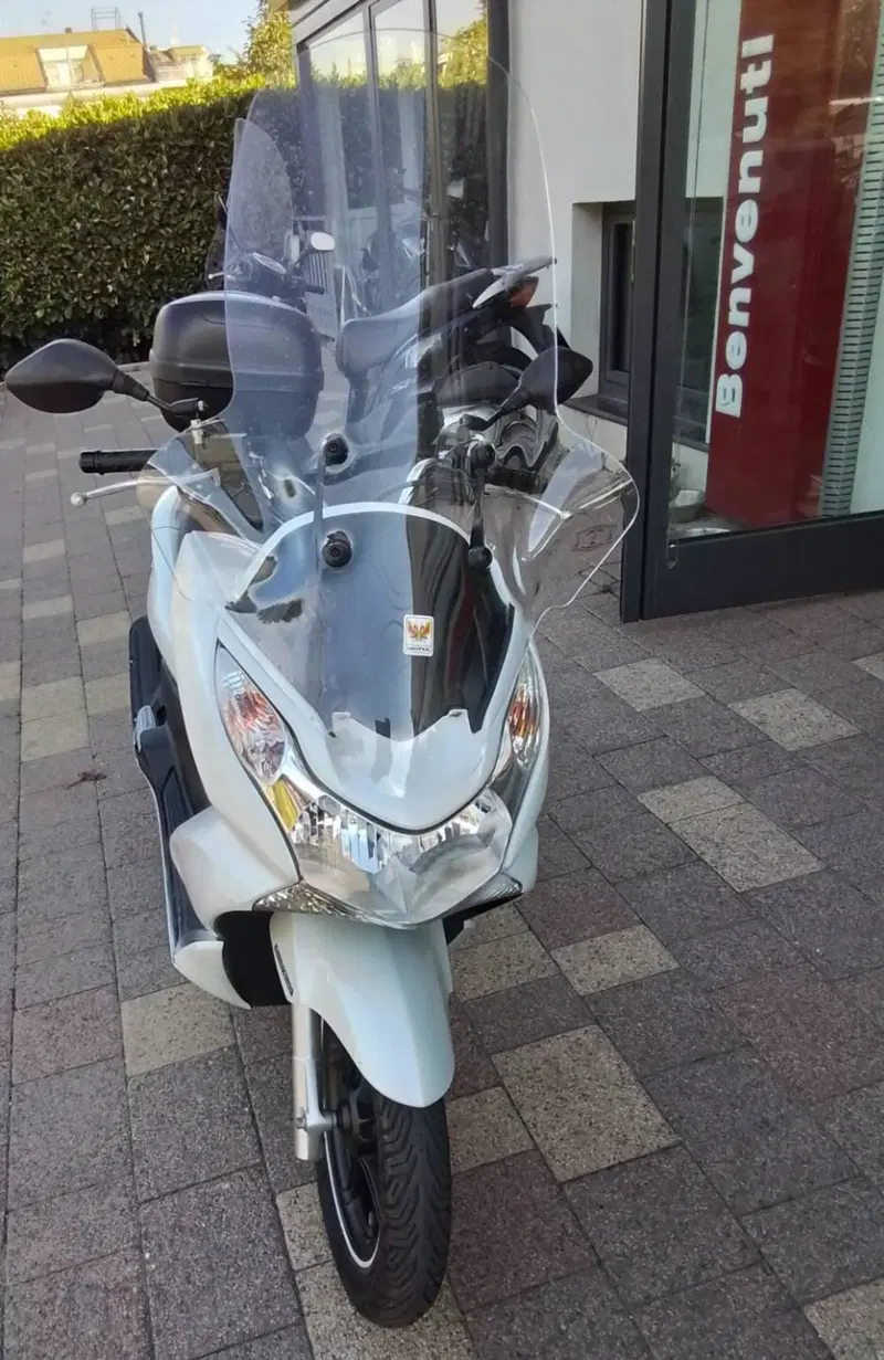 Honda PCX 150 (2012 - 13) (8)