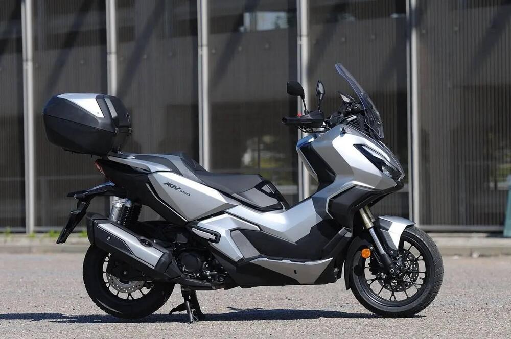 Honda ADV 350 (2022 - 24) (2)