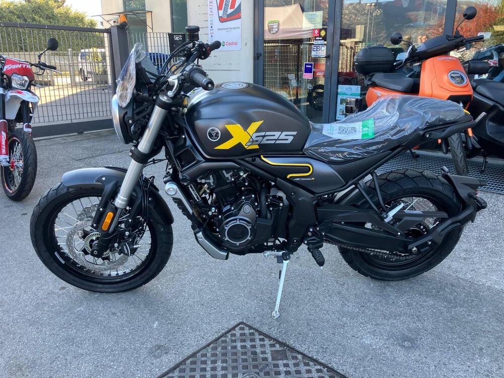 Voge Trofeo 525ACX Scrambler (2023 - 24) (2)